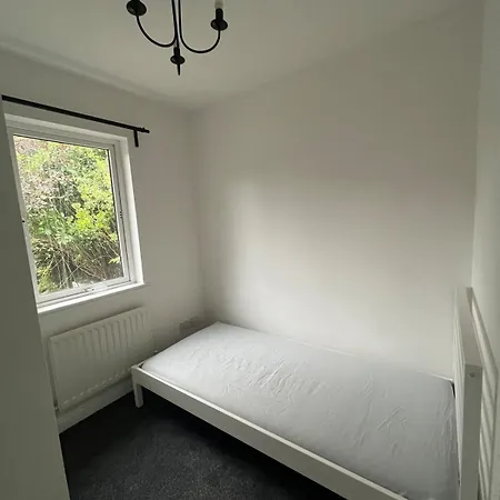 Nxt Rock, Palace 公寓 卡舍尔